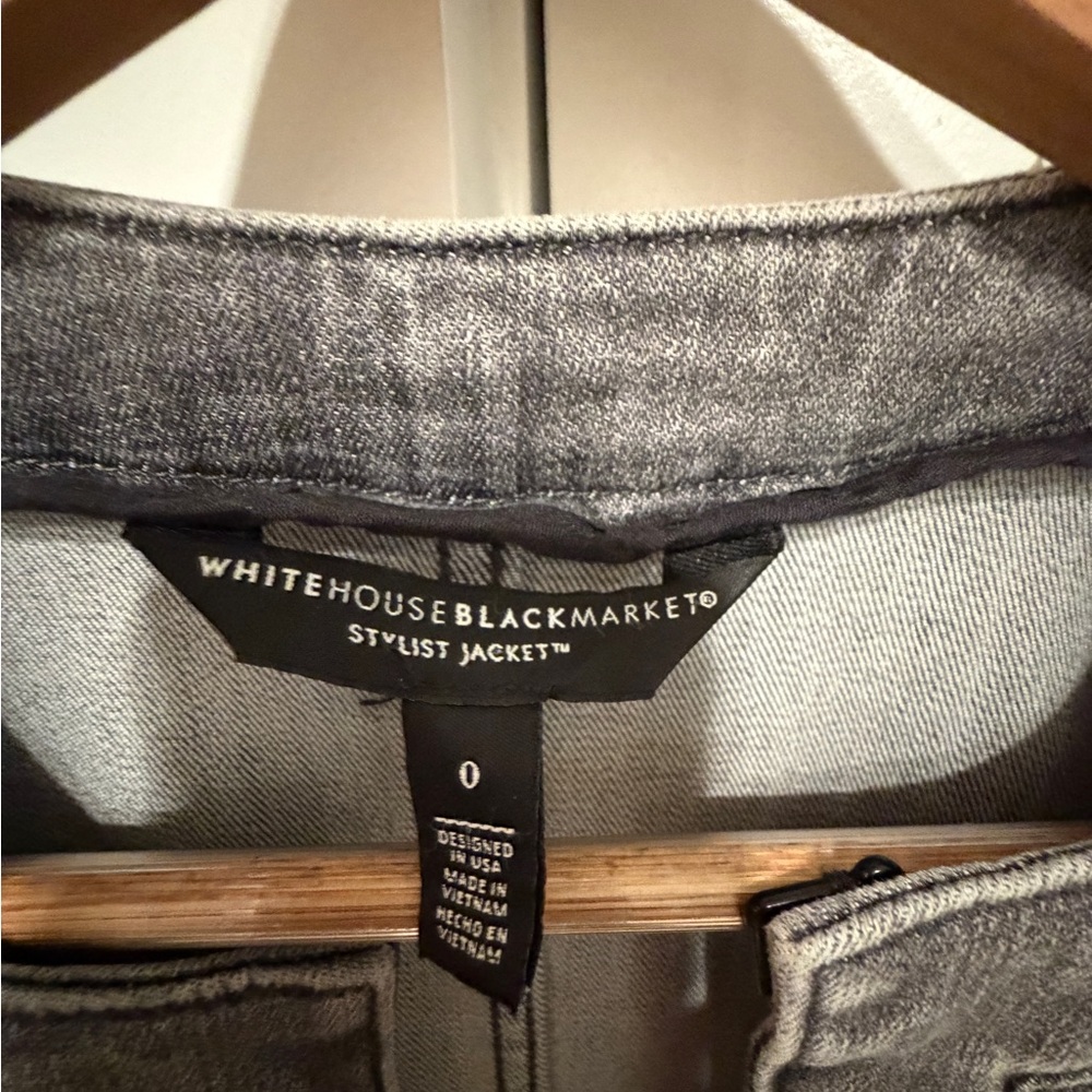 White House Black Market Charcoal Jean Jacket Size 0 - Picture 3 of 7